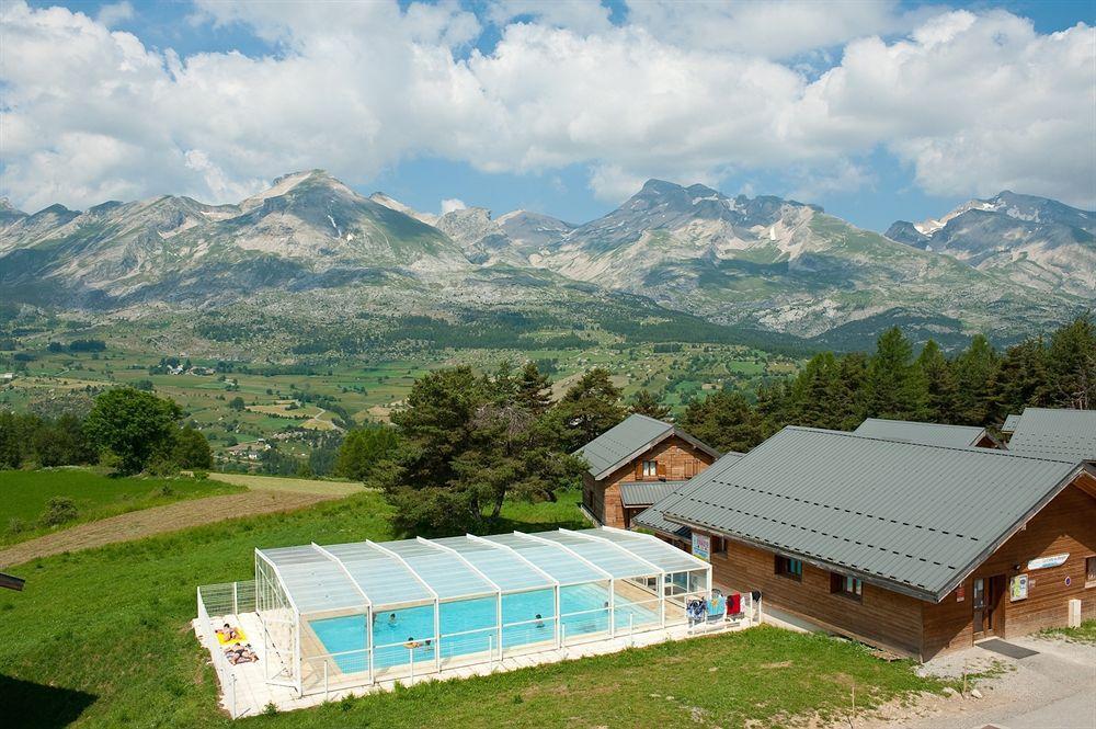 Madame Vacances Residence La Crete Du Berger Agnières-en-Dévoluy Екстериор снимка