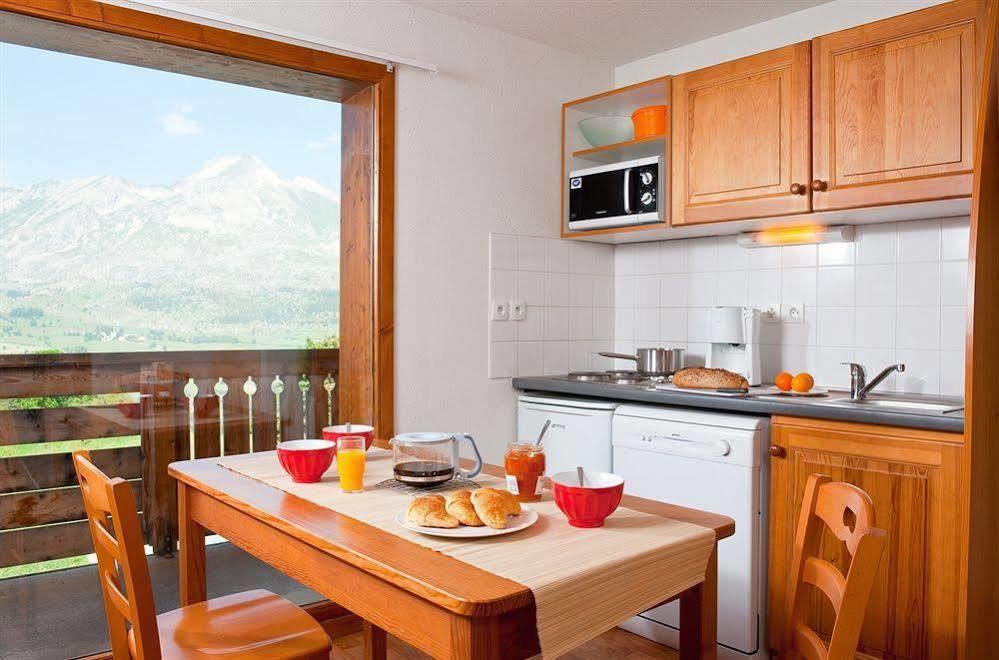Madame Vacances Residence La Crete Du Berger Agnières-en-Dévoluy Екстериор снимка